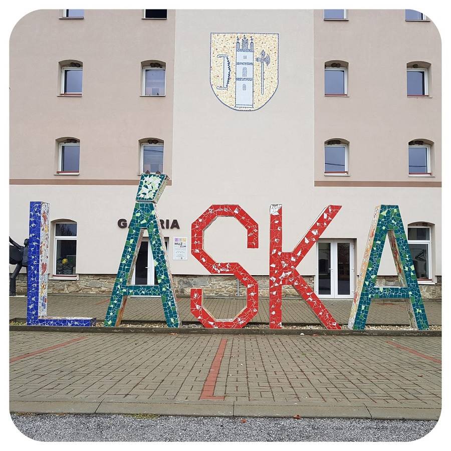 laska_hrhov