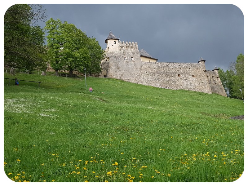 hrad_vstup